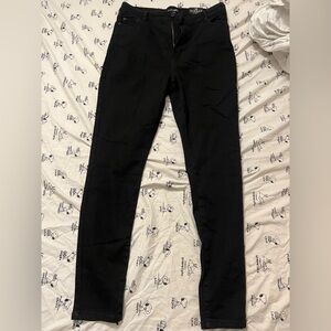 Black Skinny Jeans